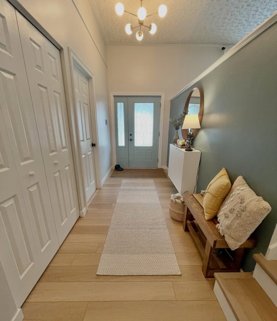 How to Organize a Small Entryway That Works for Everyday Life 716290868 18111912494307193 2050169451999518008 n