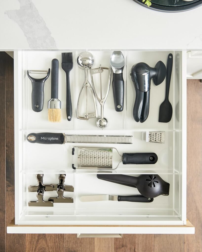 How to Organize a Small Kitchen for Maximum Storage 653057455 18079405673625692 3017360168916596846 n