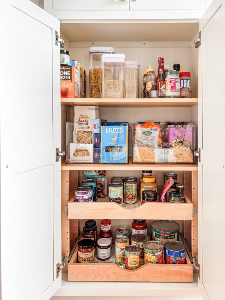 How to Organize a Small Kitchen for Maximum Storage 707464642 18100930112326750 3281073636298309900 n